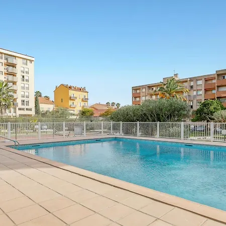 In With Swimming Pool And Balcony Apartment