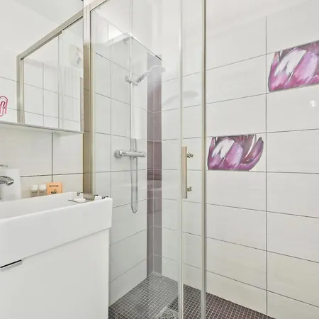 דירה In With Swimming Pool And Balcony הייר